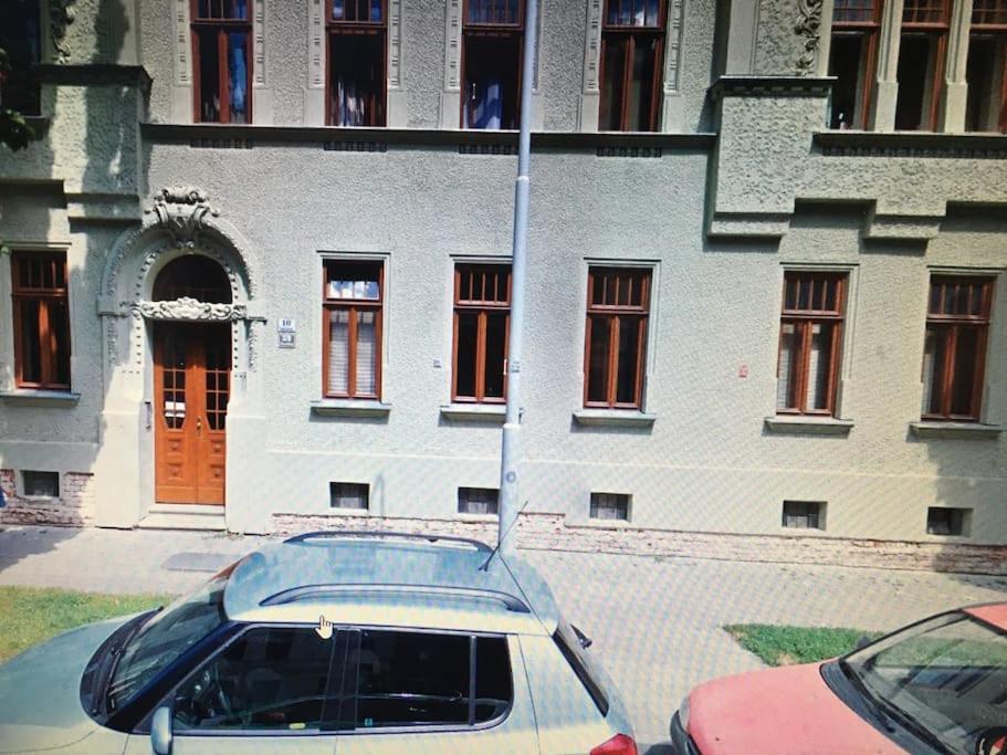 Utulne U Centra V Blizkosti Vystaviste *